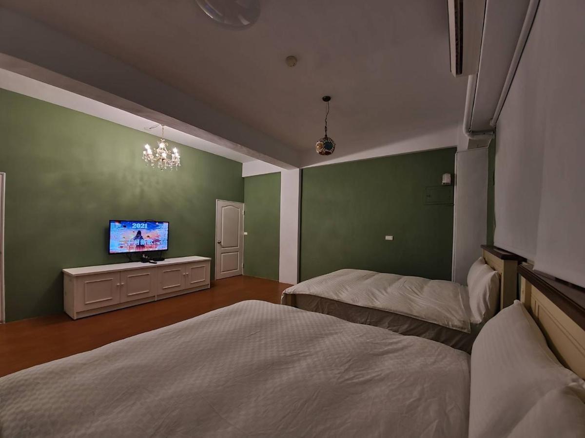 Bad Mia Homestay Hualien Buitenkant foto