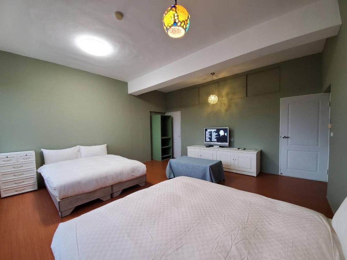 Bad Mia Homestay Hualien Buitenkant foto