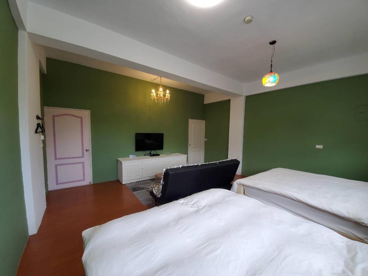Bad Mia Homestay Hualien Buitenkant foto